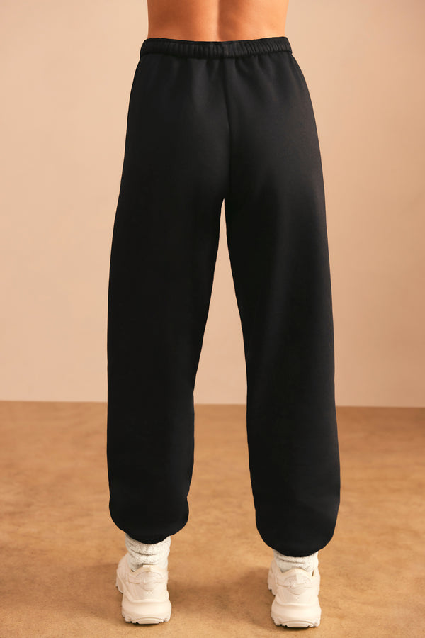 Pacific - Petite Relaxed Fit Joggers in Black