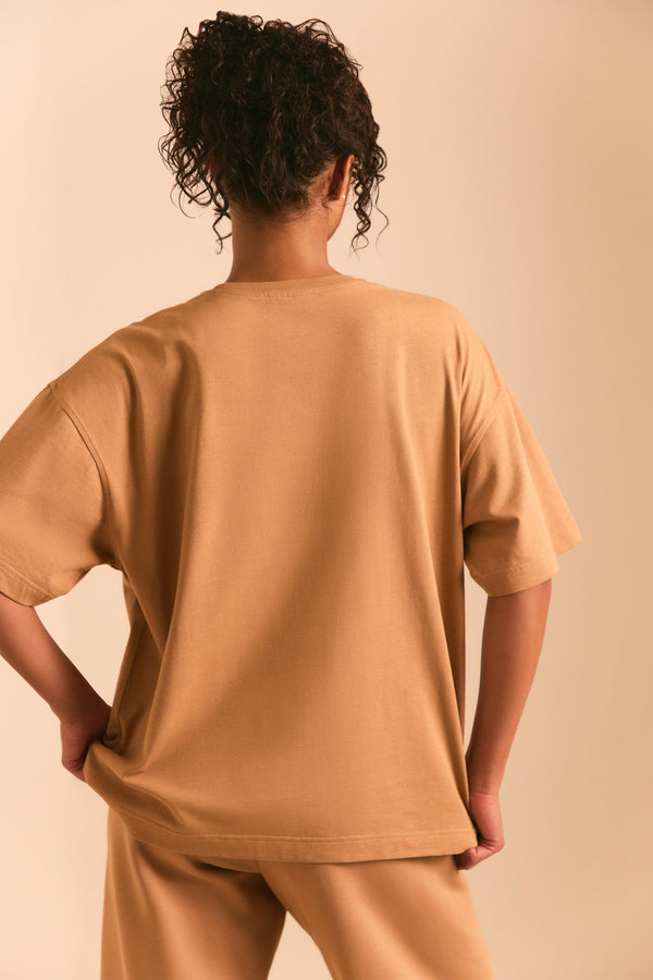 Ease - Oversized Short Sleeve T-Shirt in Chestnut Brown